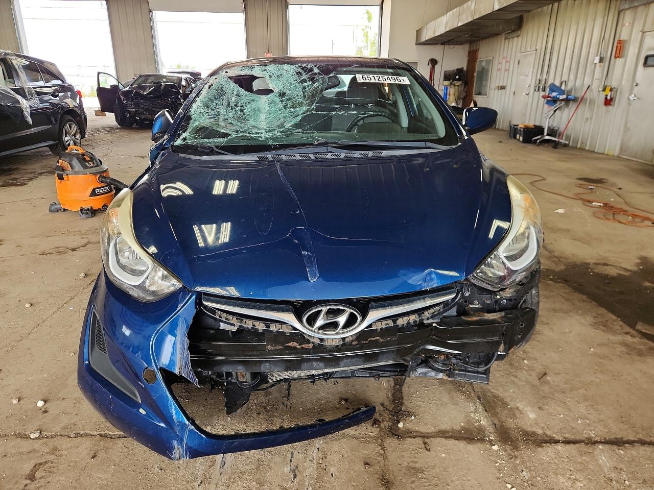 2016 HYUNDAI ELANTRA SE — снимка 5