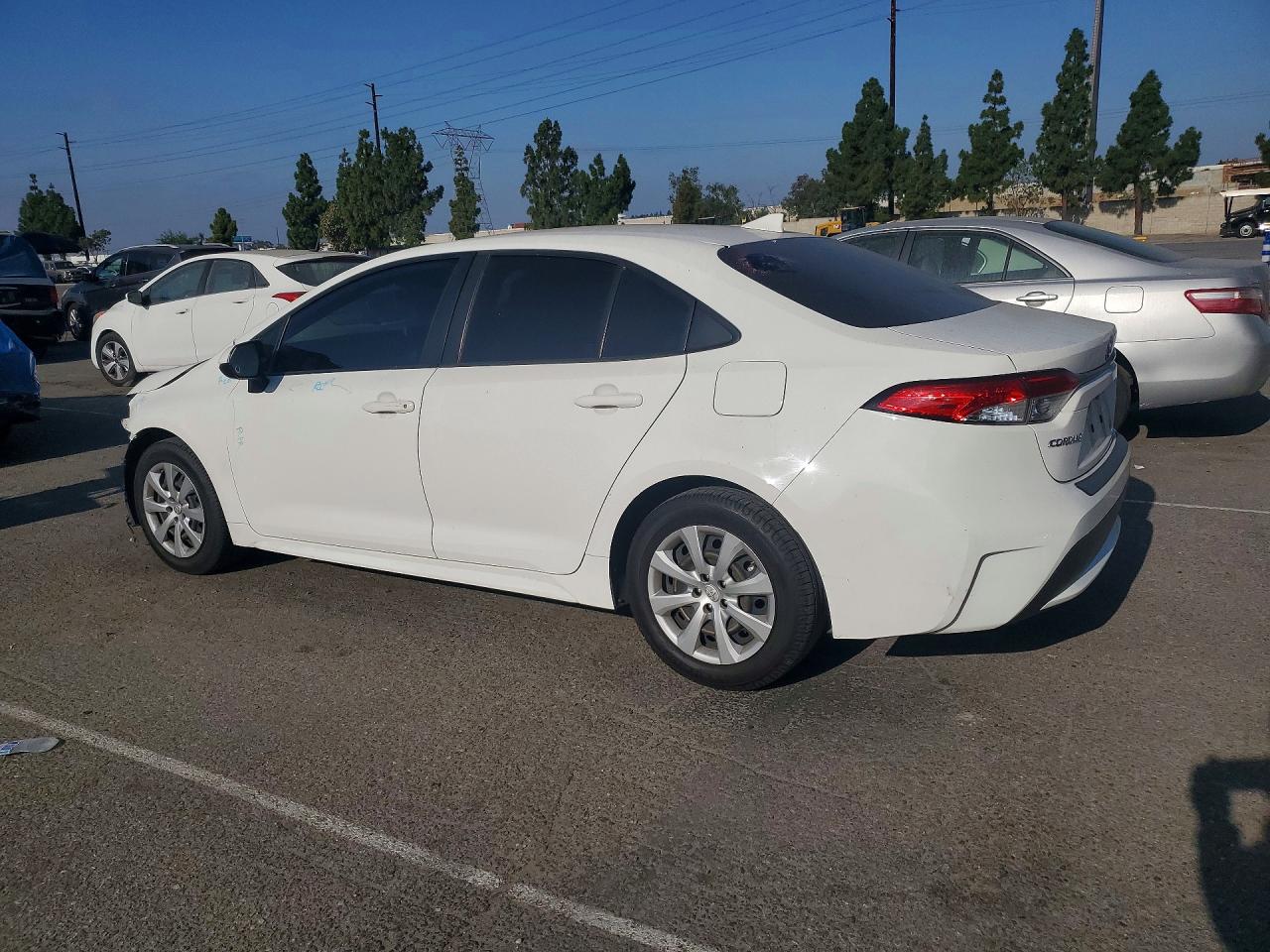 2020 TOYOTA COROLLA LE — снимка 2