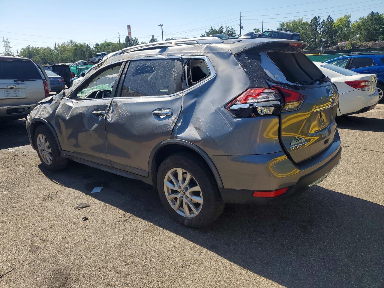 2017 NISSAN ROUGE — снимка 2
