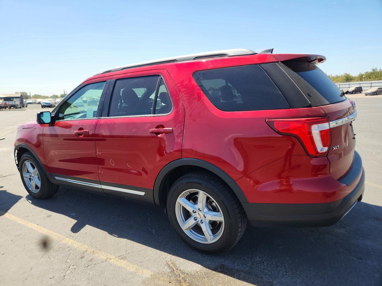 2018 FORD EXPLORER XLT — снимка 2