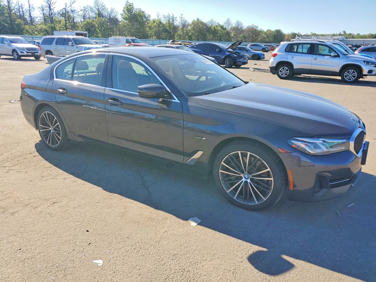 2022 BMW 530XE — снимка 4