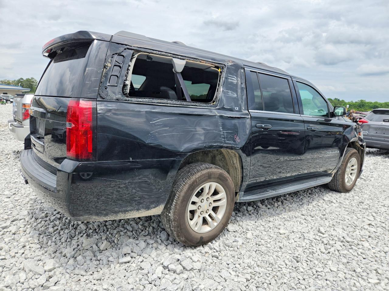 2019 CHEVROLET SUBURBAN K1500 LT — снимка 3