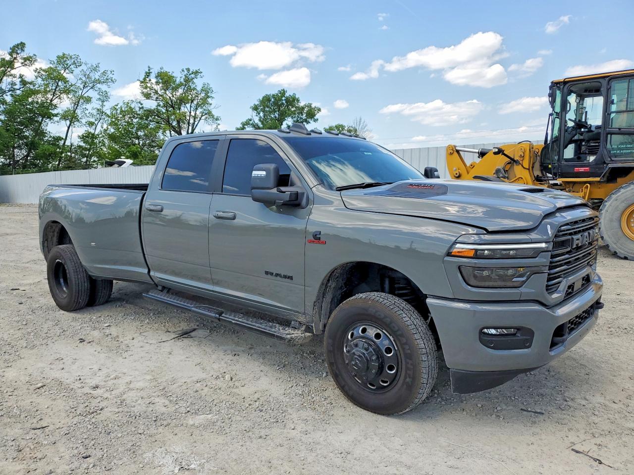 2026 RAM 3500 LARAMIE — снимка 4