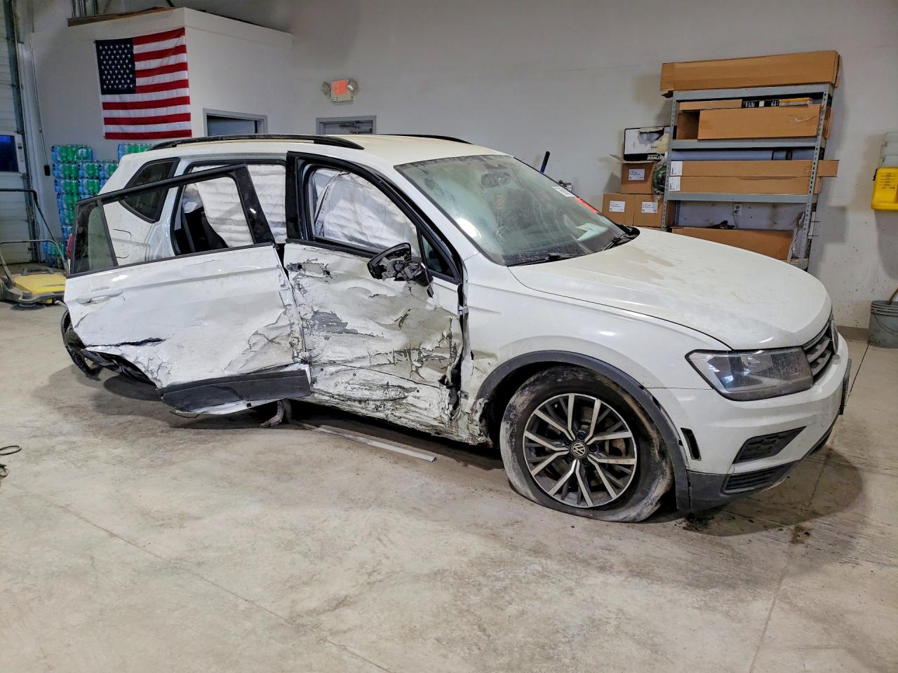 2021 VOLKSWAGEN TIGUAN S — снимка 4