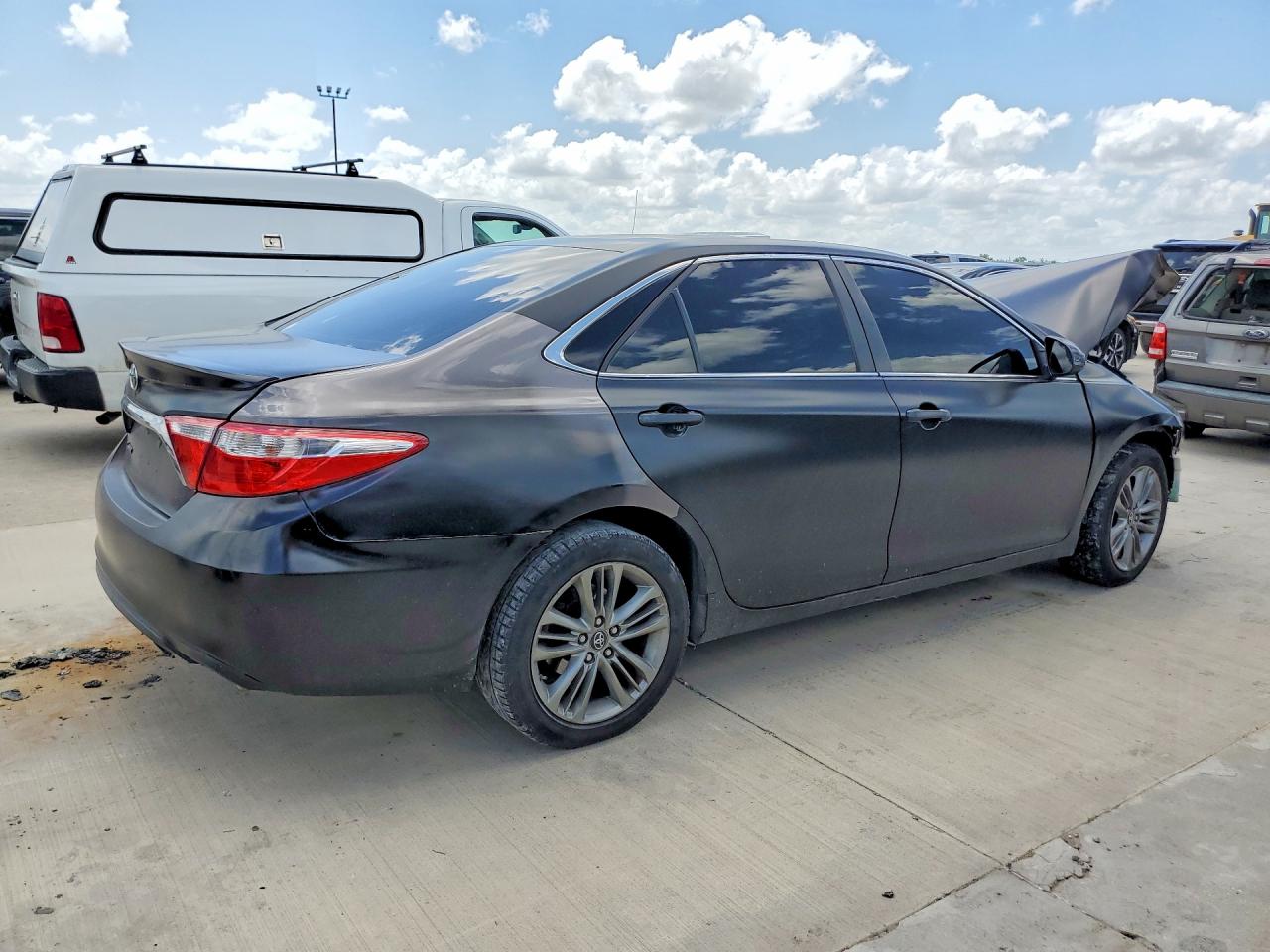 2017 TOYOTA CAMRY SE — снимка 3