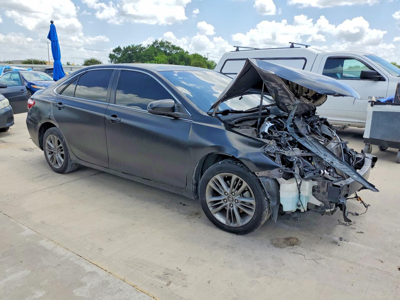 2017 TOYOTA CAMRY SE — снимка 4