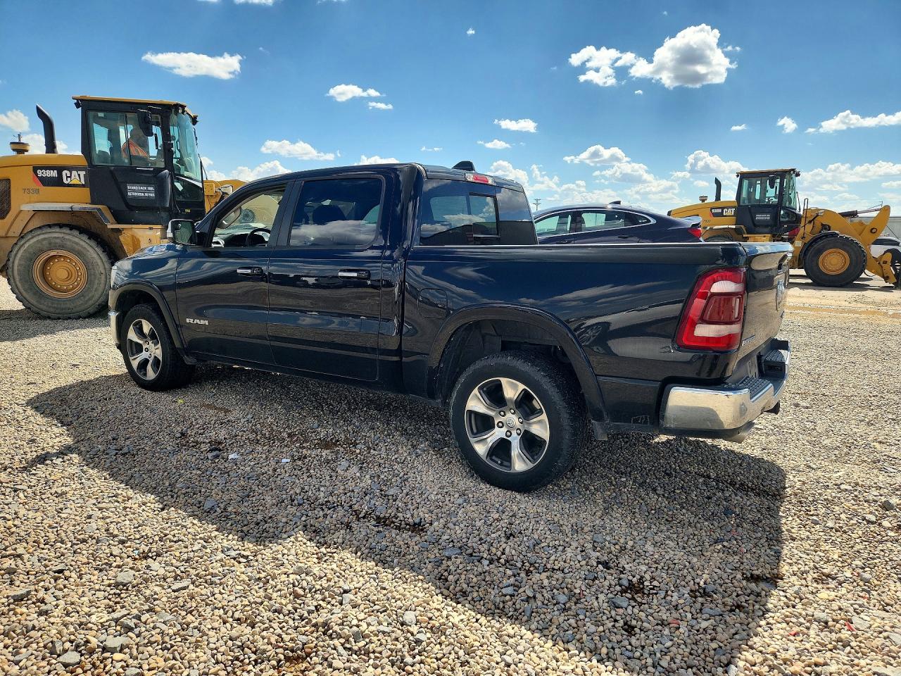 2022 RAM 1500 LARAMIE — снимка 2