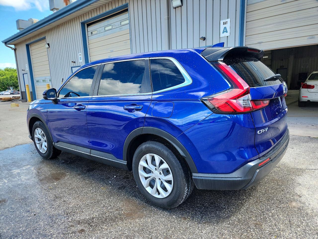 2025 HONDA CR-V LX — снимка 2