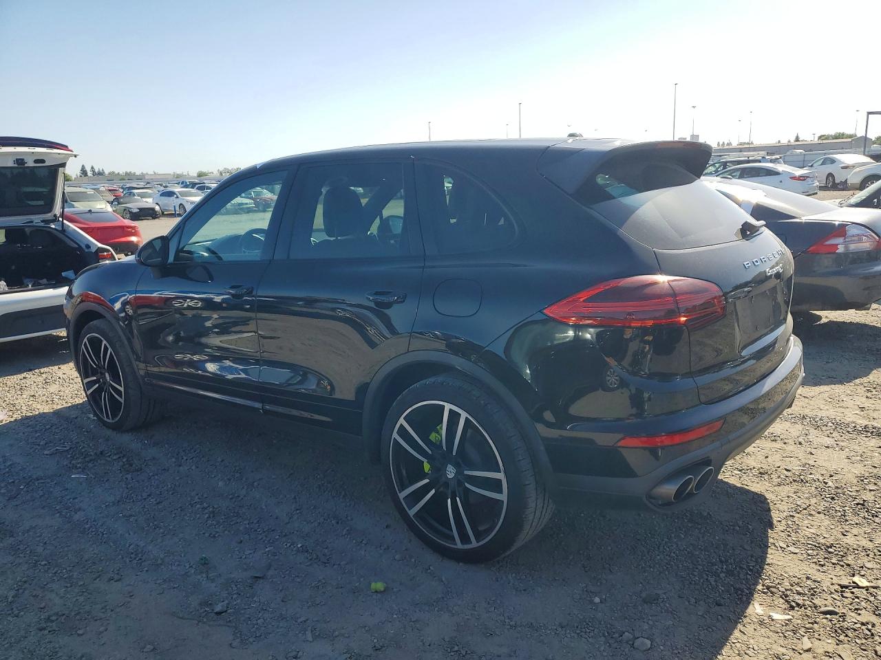 2016 PORSCHE CAYENNE SE HYBRID — снимка 2