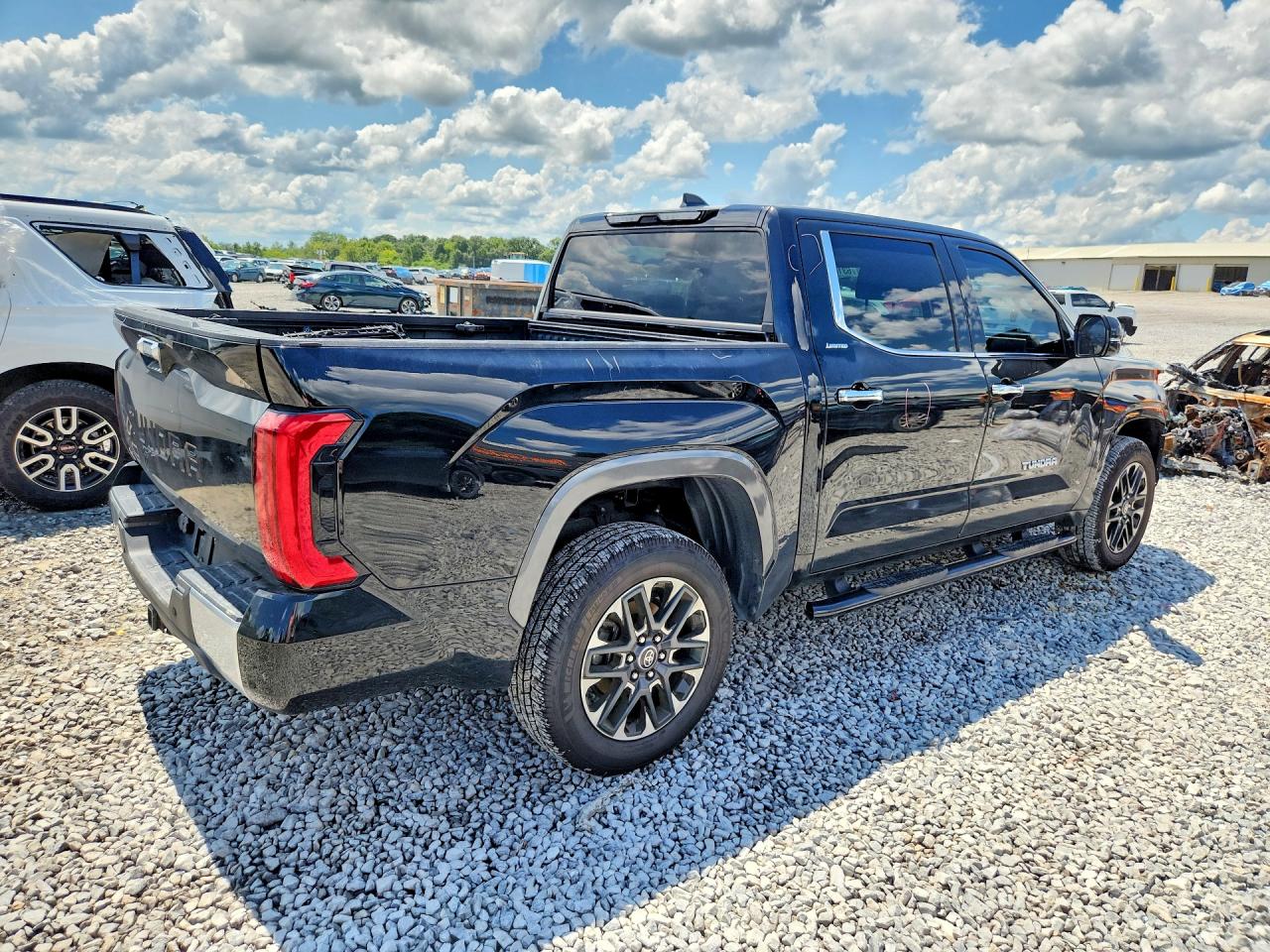 2025 TOYOTA TUNDRA CREWMAX LIMITED — снимка 3