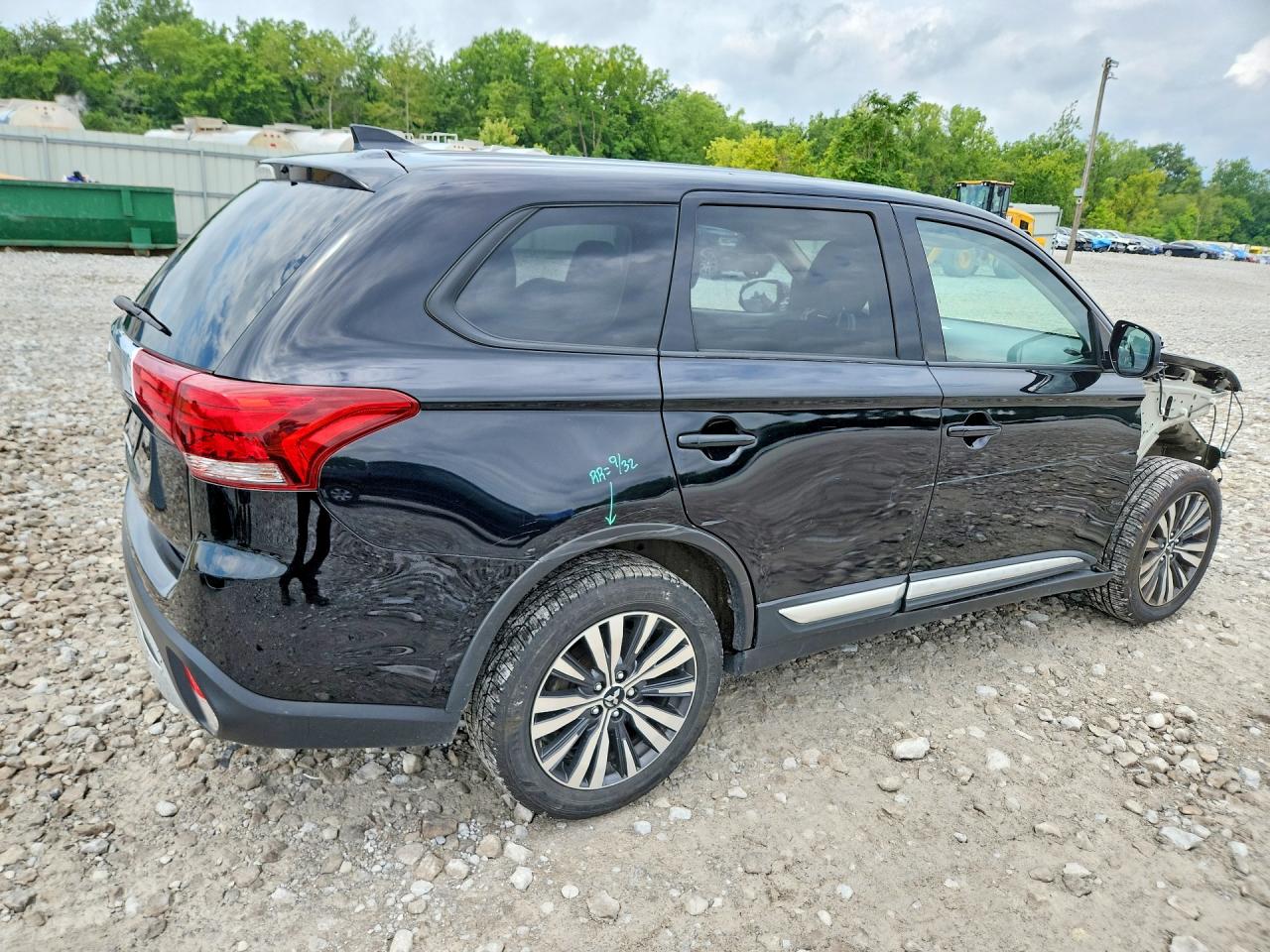 2020 MITSUBISHI OUTLANDER SE — снимка 3