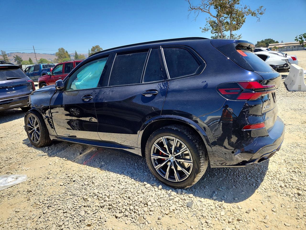 2026 BMW X5 XDRIVE50E — снимка 2