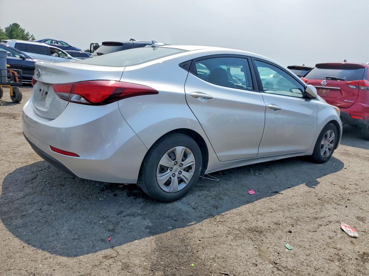 2016 HYUNDAI ELANTRA SE — снимка 3