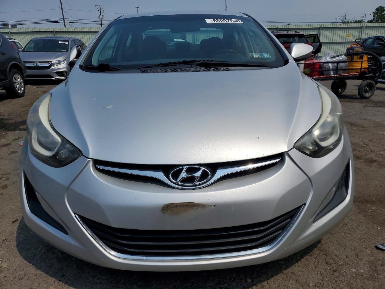 2016 HYUNDAI ELANTRA SE — снимка 5