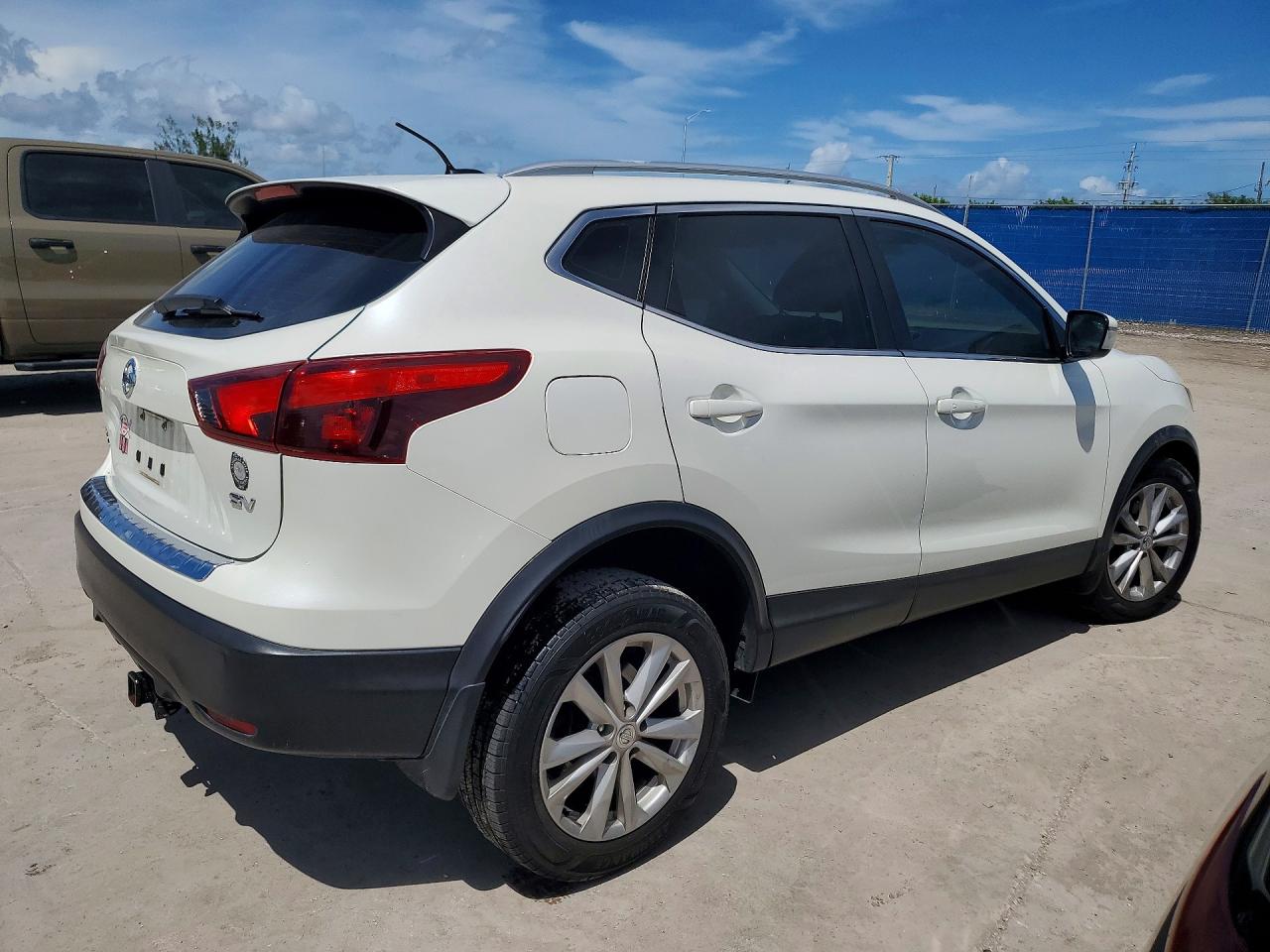 2018 NISSAN ROGUE SPORT SV — снимка 3