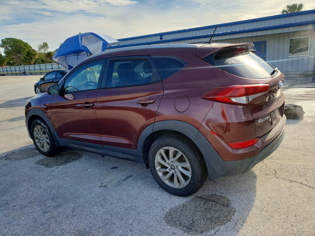 2016 HYUNDAI TUCSON SE — снимка 2