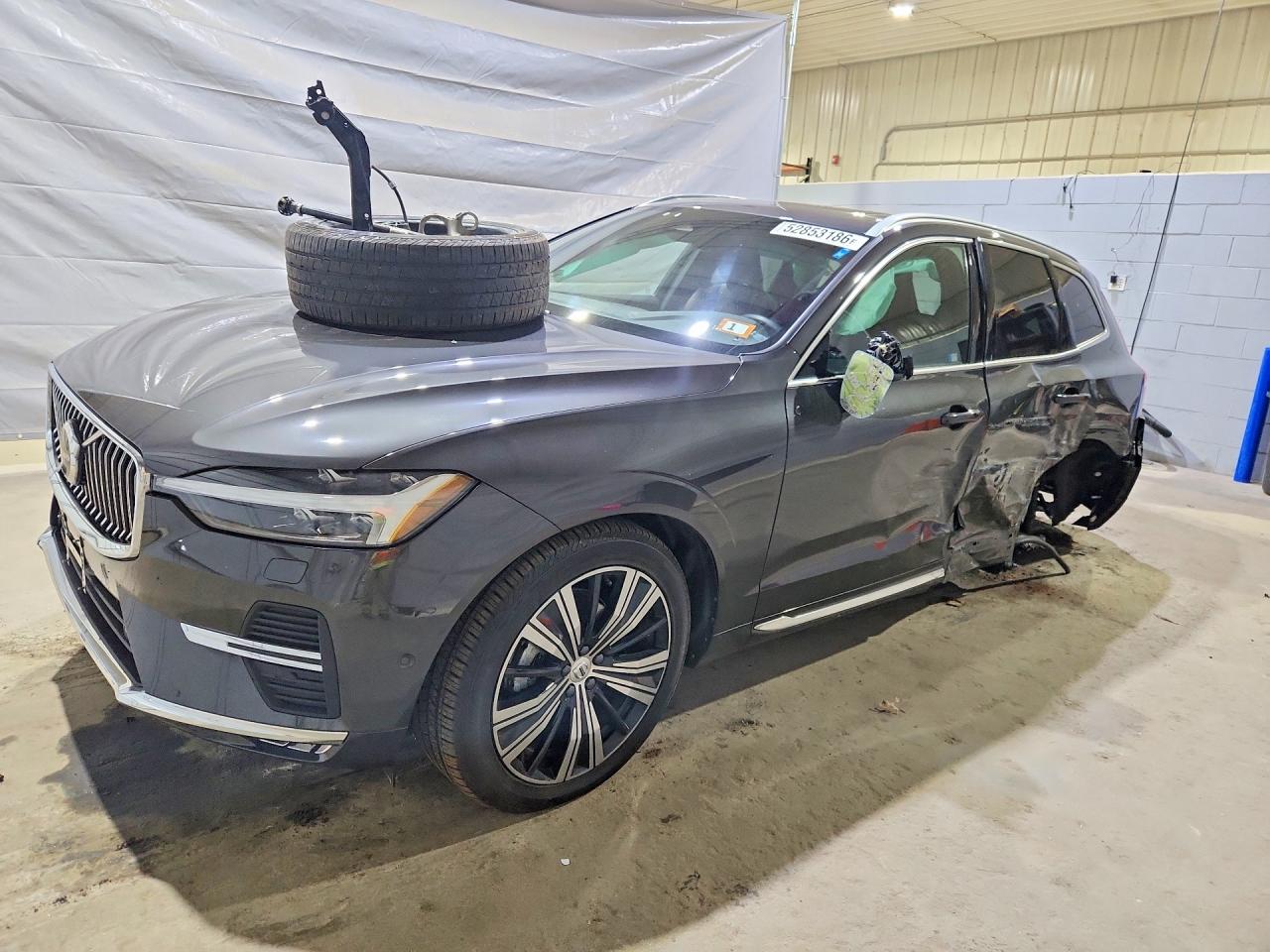 2023 VOLVO XC60 PLUS