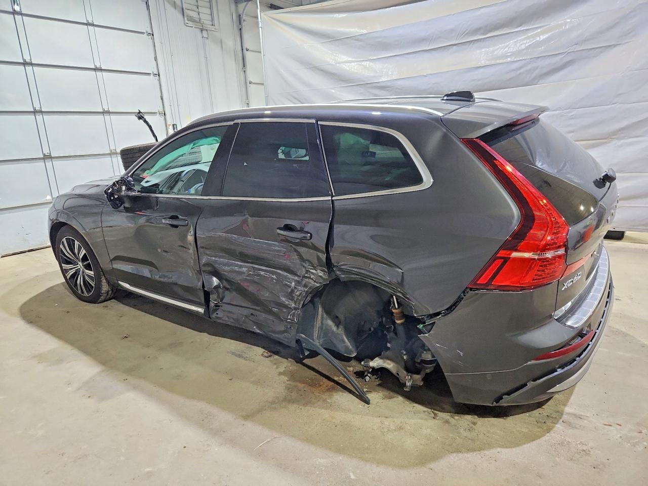 2023 VOLVO XC60 PLUS — снимка 2
