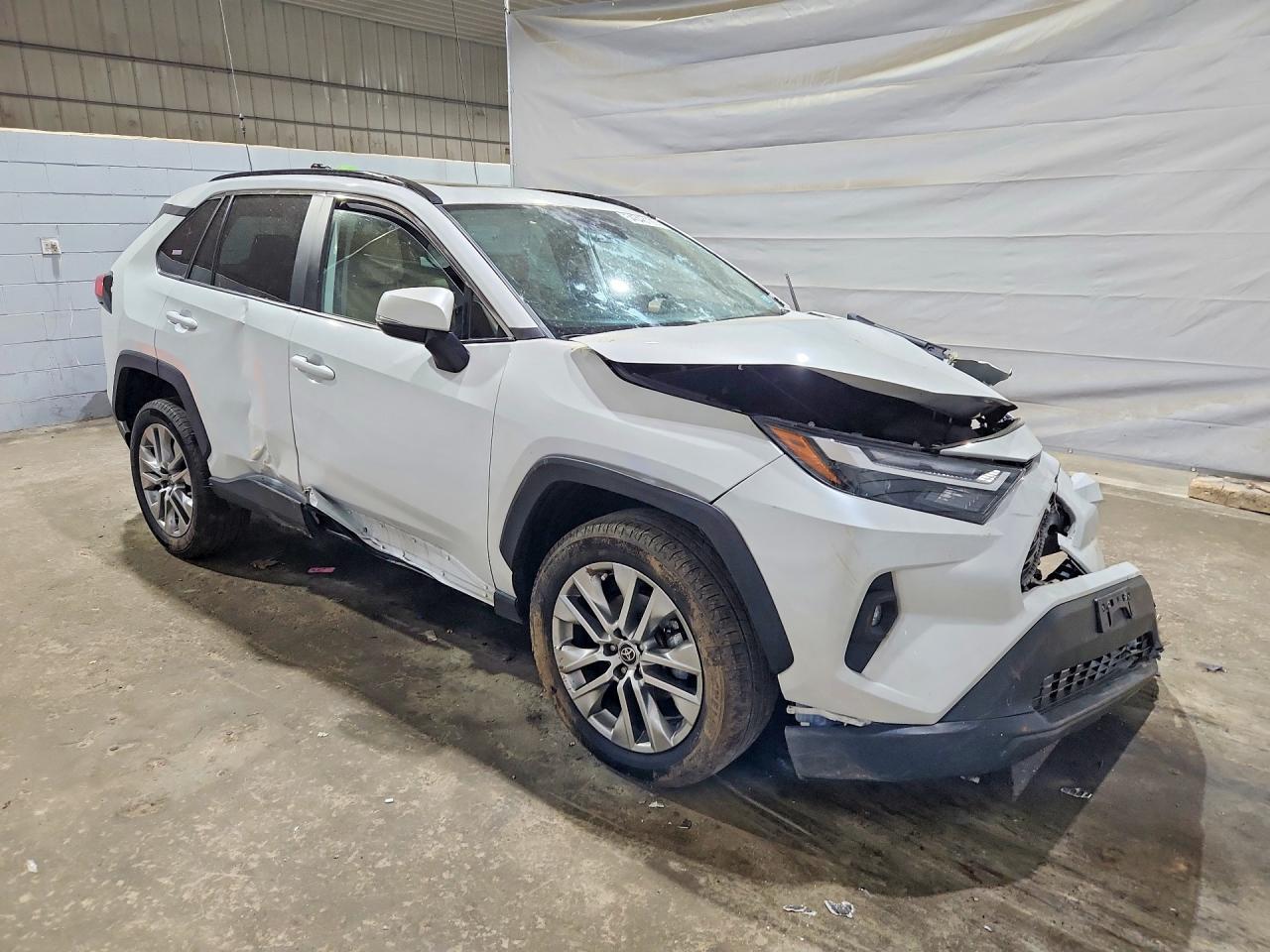2025 TOYOTA RAV4 XLE PREMIUM — снимка 4