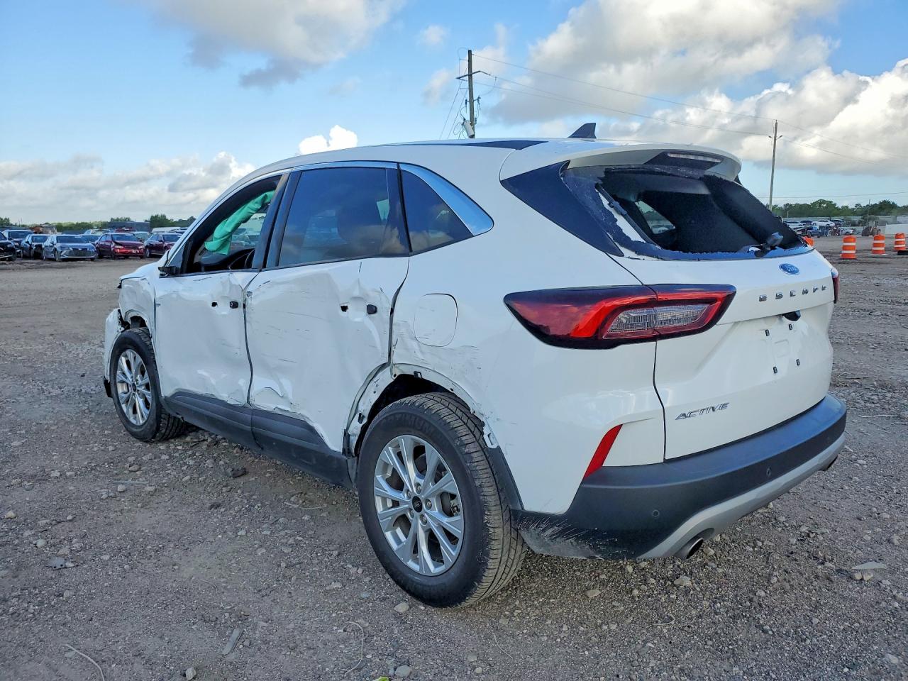2024 FORD ESCAPE ACTIVE — снимка 2