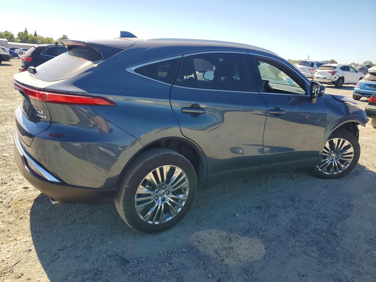 2022 TOYOTA VENZA XLE — снимка 3
