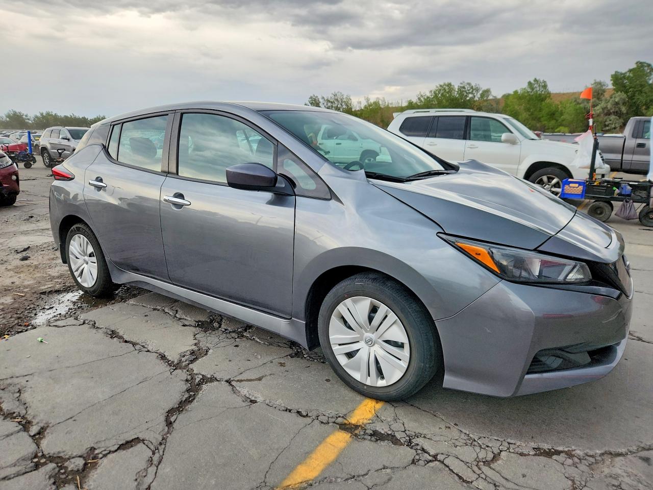 2025 NISSAN LEAF S — снимка 4