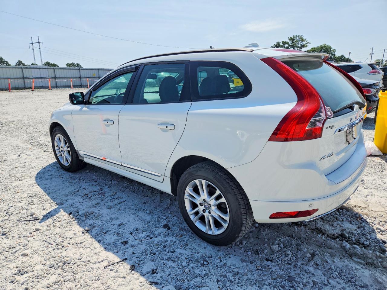 2016 VOLVO XC60 T5 — снимка 2