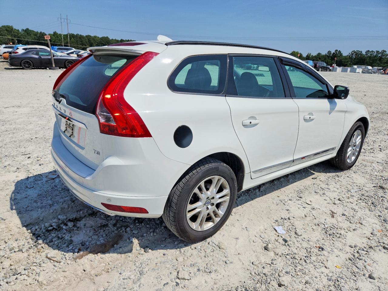 2016 VOLVO XC60 T5 — снимка 3