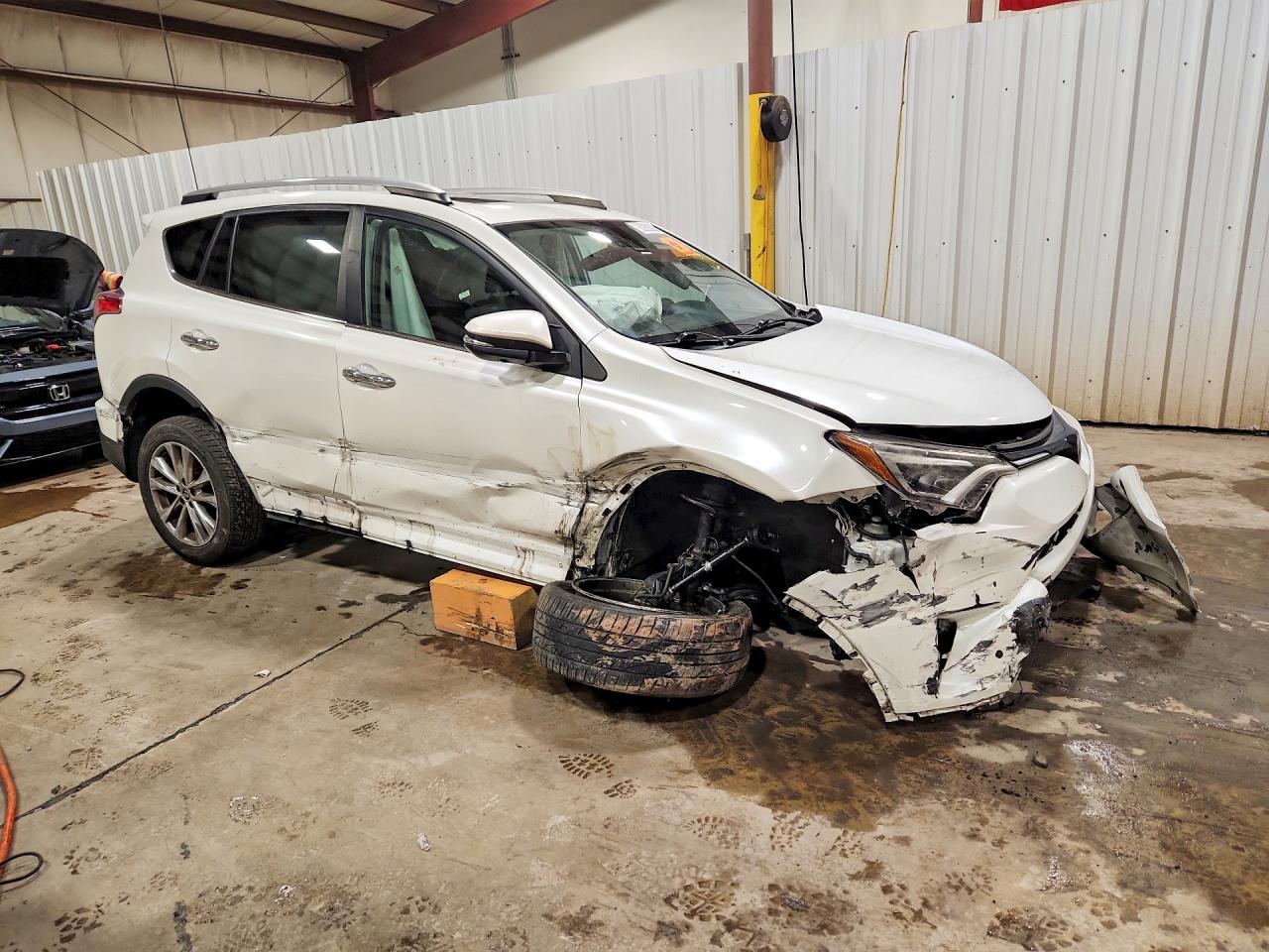 2018 TOYOTA RAV4 LIMITED — снимка 4