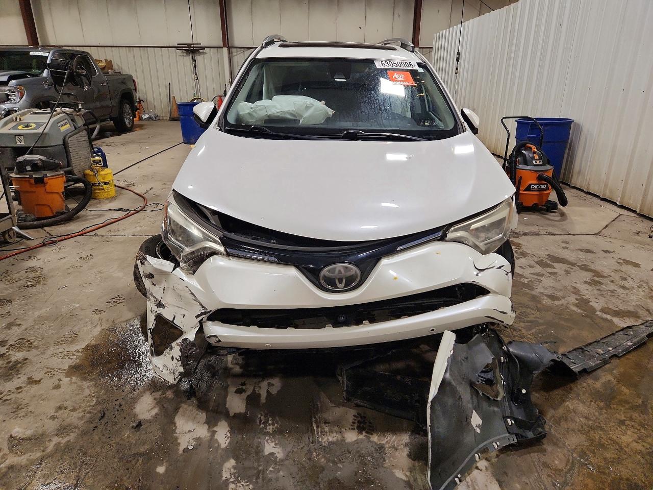 2018 TOYOTA RAV4 LIMITED — снимка 5