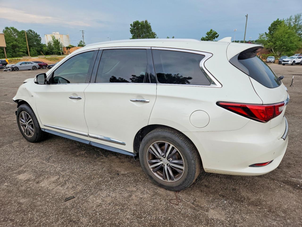 2016 INFINITI QX60 BASE — снимка 2