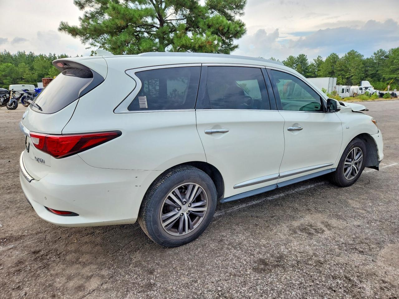 2016 INFINITI QX60 BASE — снимка 3