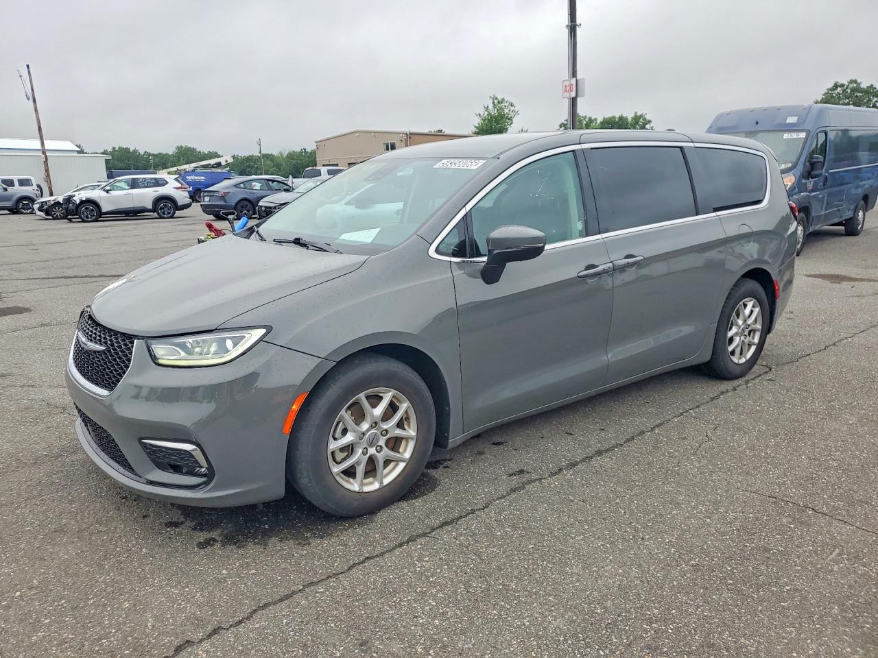 2023 CHRYSLER PACIFICA TOURING L