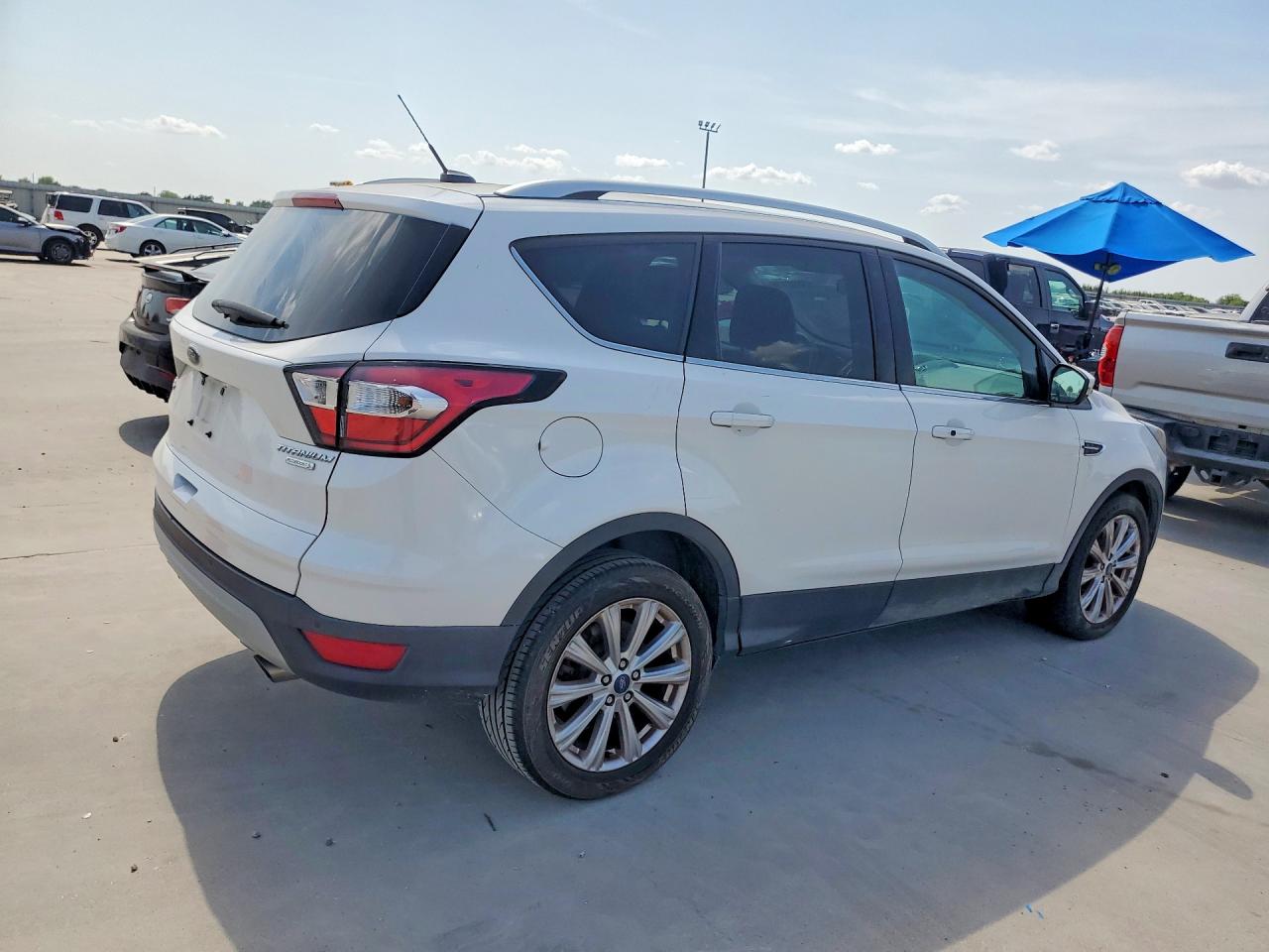 2017 FORD ESCAPE TITANIUM — снимка 3