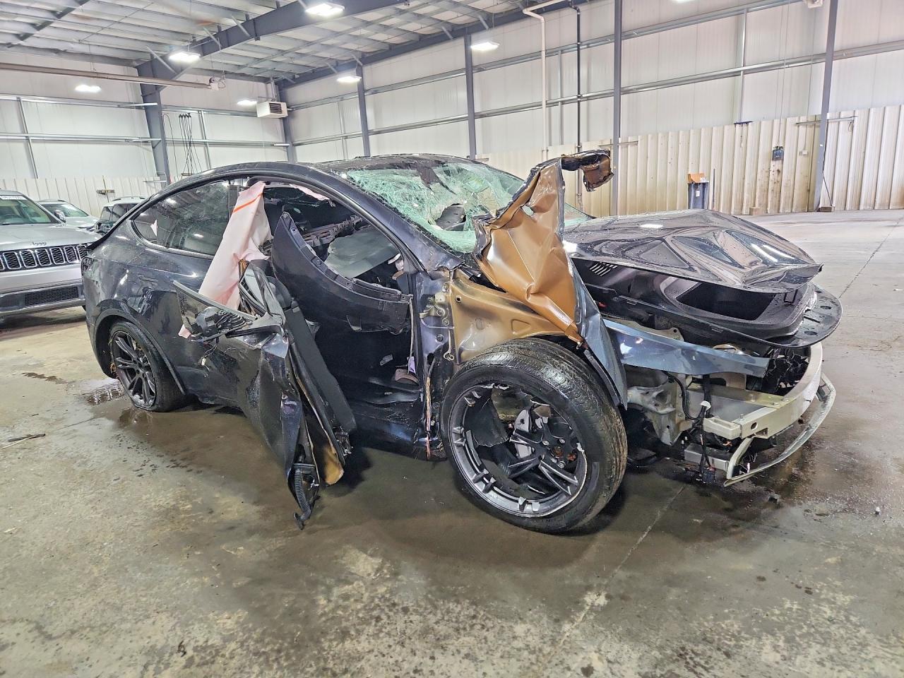 2024 TESLA MODEL Y — снимка 4