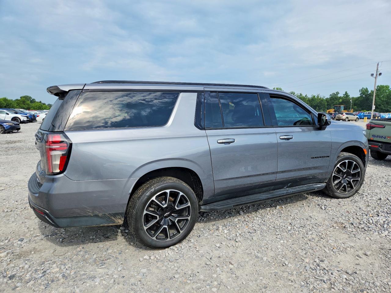 2021 CHEVROLET SUBURBAN C1500 RST — снимка 3