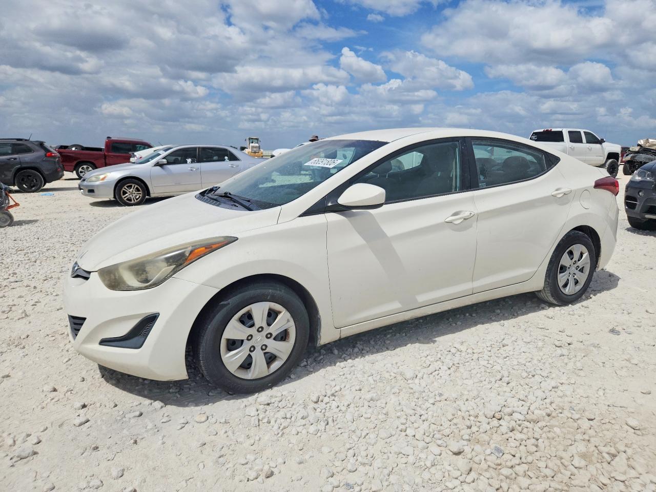 2016 HYUNDAI ELANTRA