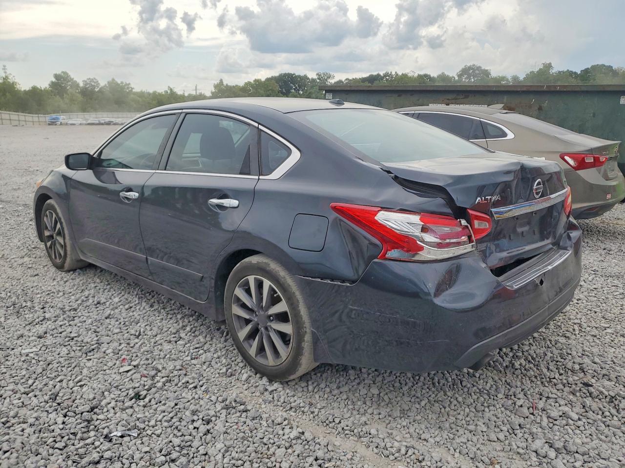 2017 NISSAN ALTIMA 2.5 SV — снимка 2