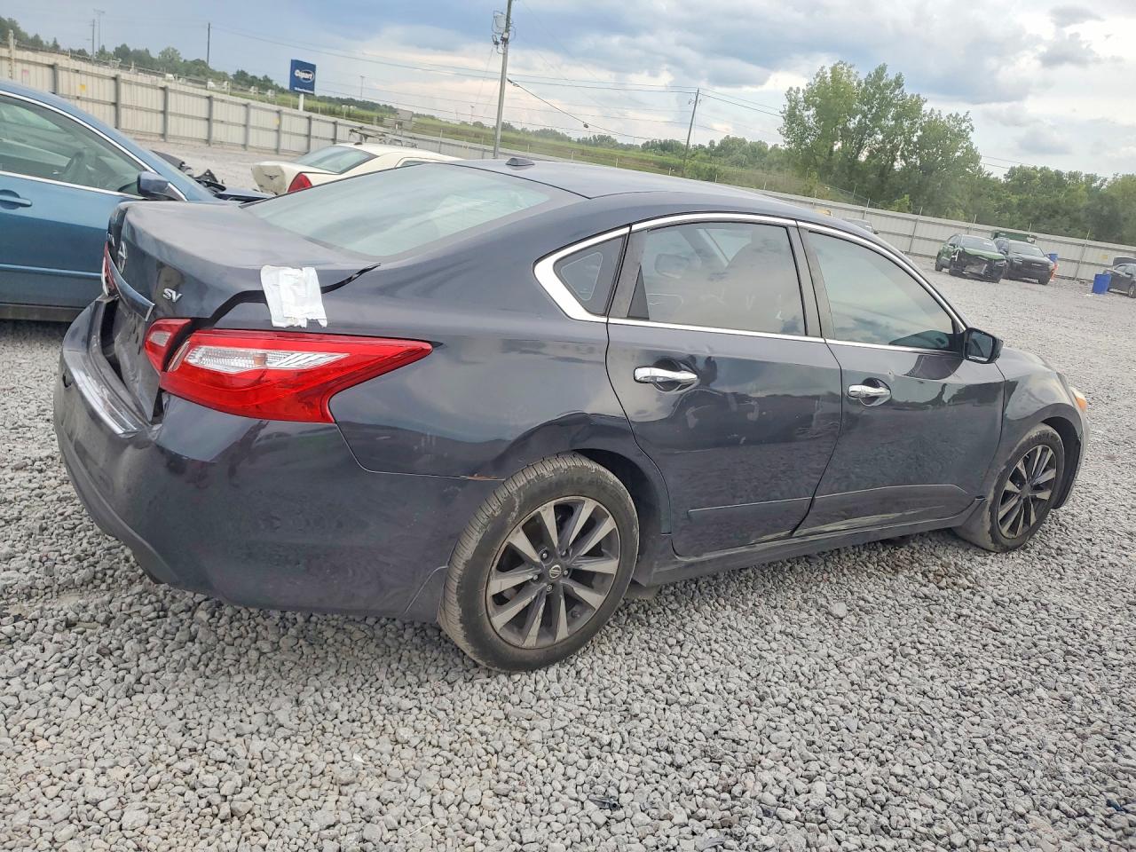 2017 NISSAN ALTIMA 2.5 SV — снимка 3