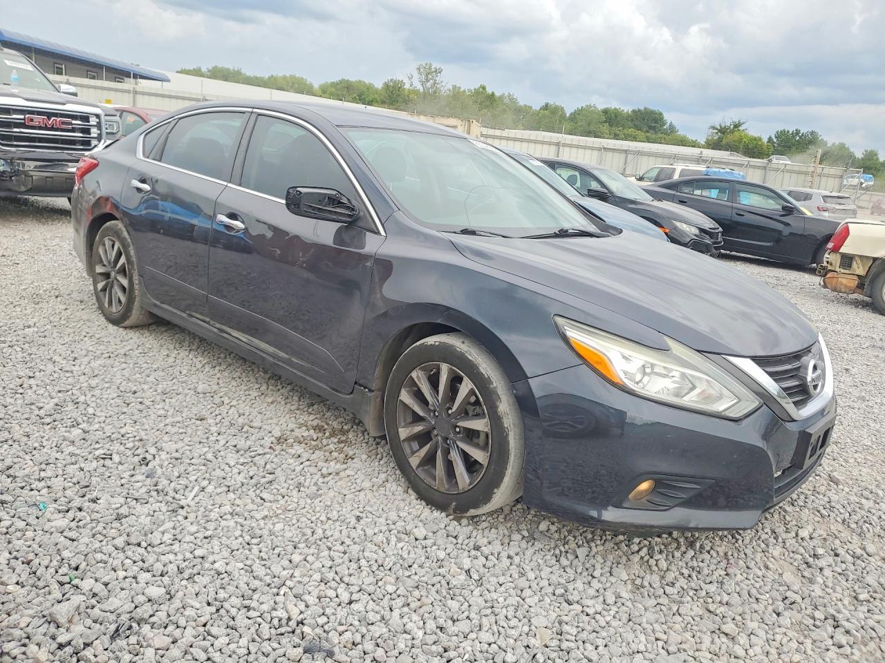 2017 NISSAN ALTIMA 2.5 SV — снимка 4