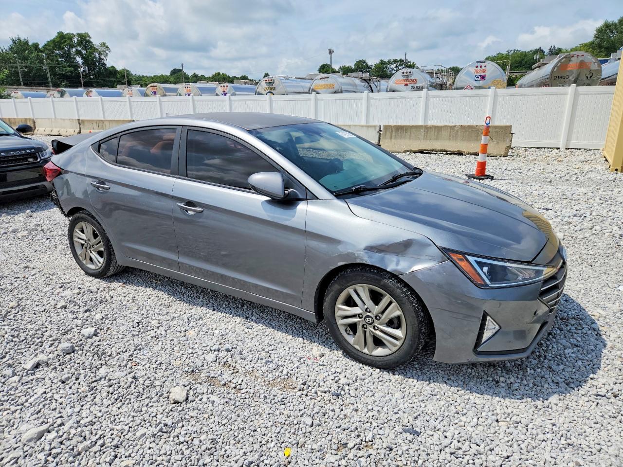 2019 HYUNDAI ELANTRA SEL — снимка 4
