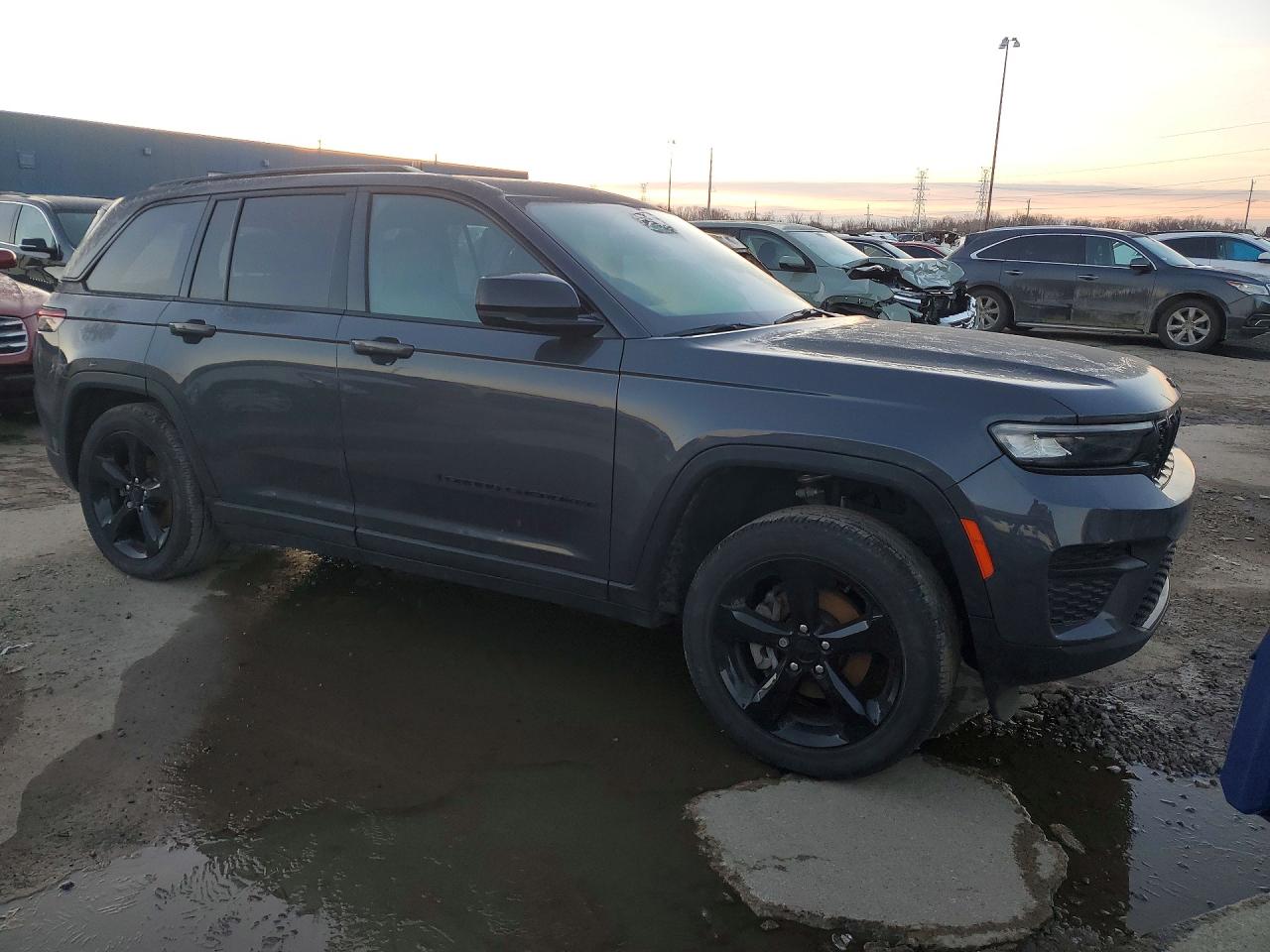 2024 JEEP GRAND CHEROKEE LAREDO — снимка 4