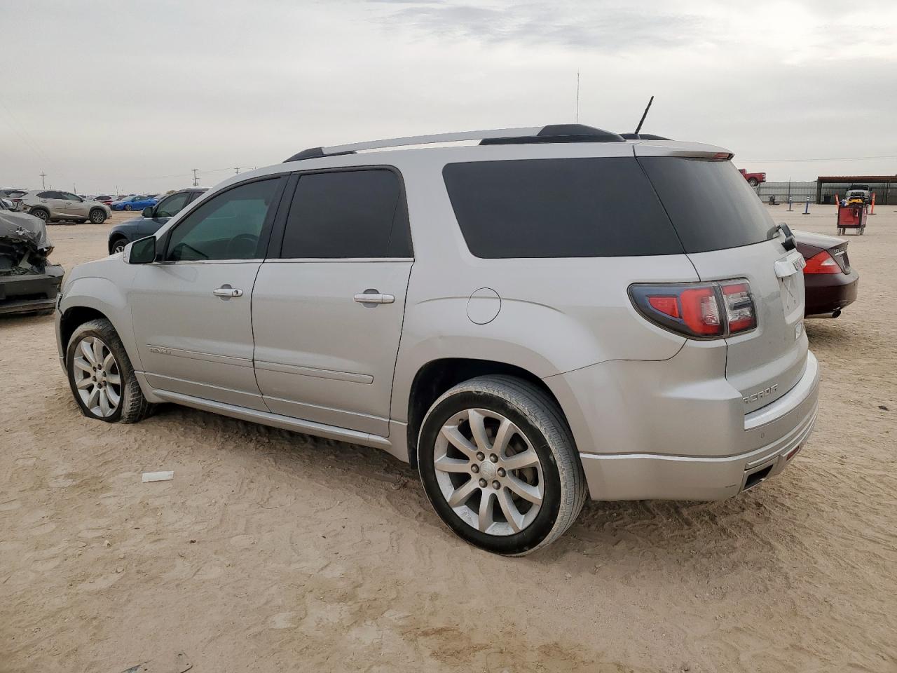 2016 GMC ACADIA DENALI — снимка 2