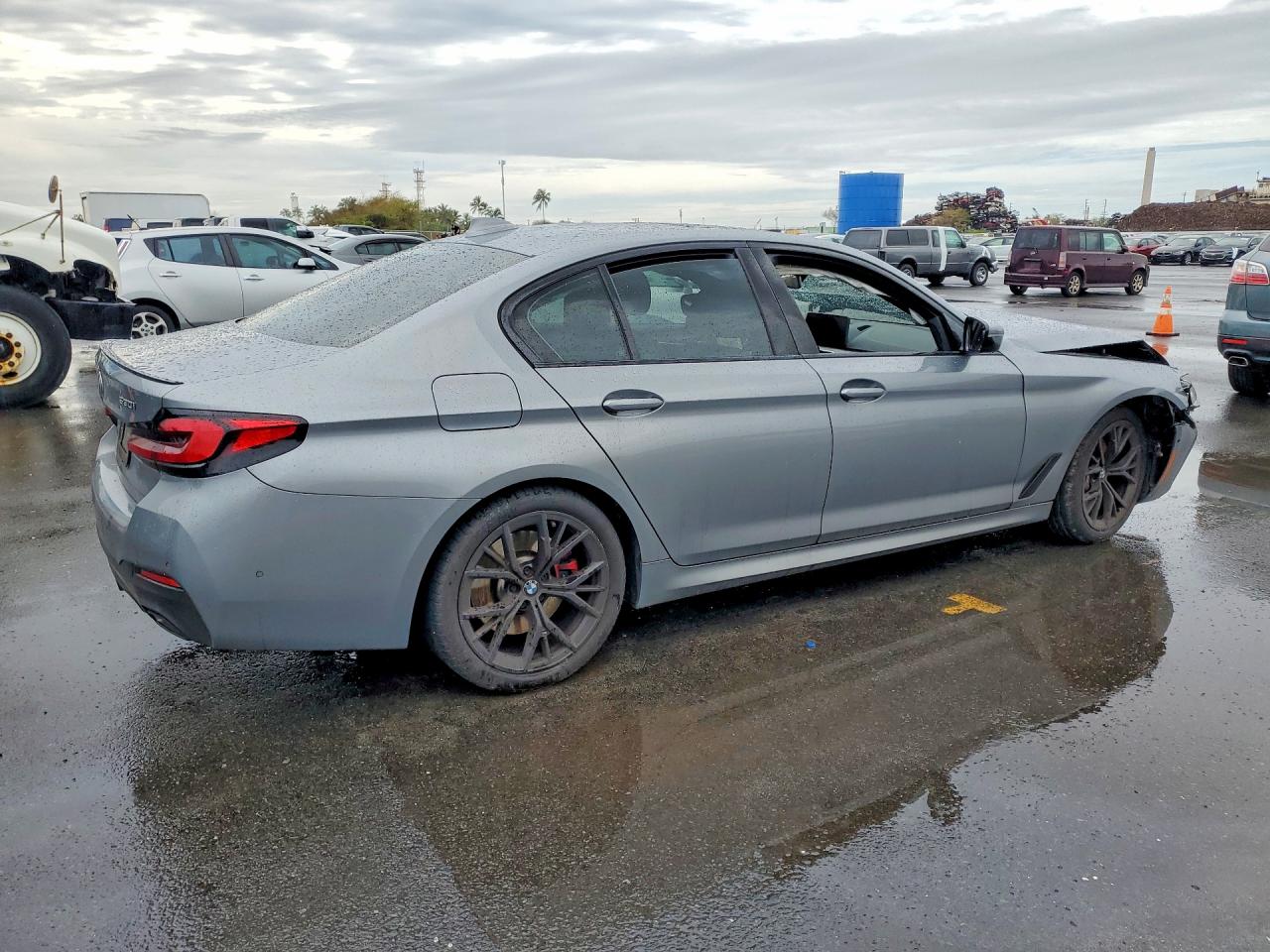 2023 BMW 530 I — снимка 3