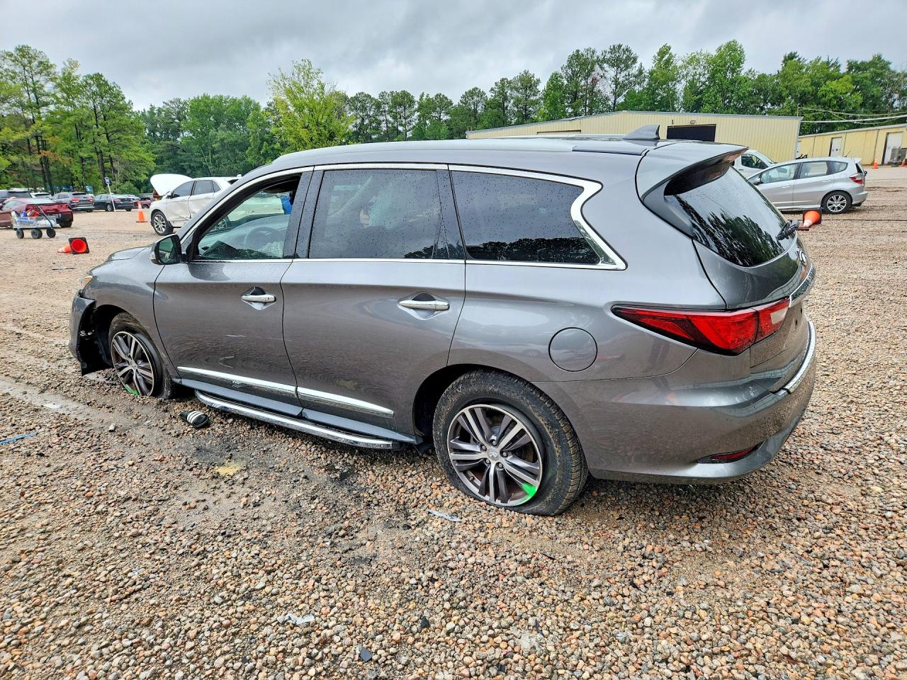 2017 INFINITI QX60 BASE — снимка 2