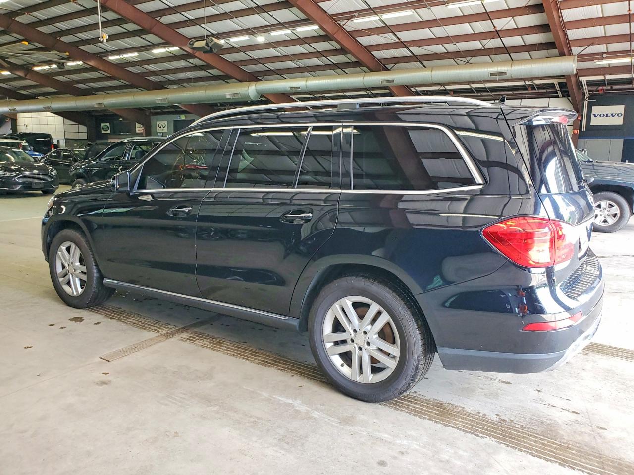2015 MERCEDES-BENZ GL 450 4MATIC — снимка 2