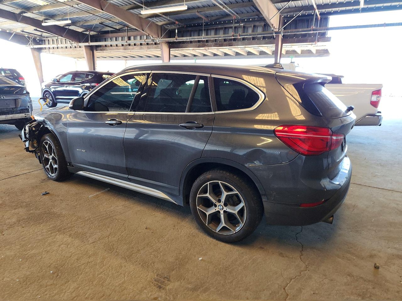 2017 BMW X1 XDRIVE28I — снимка 2