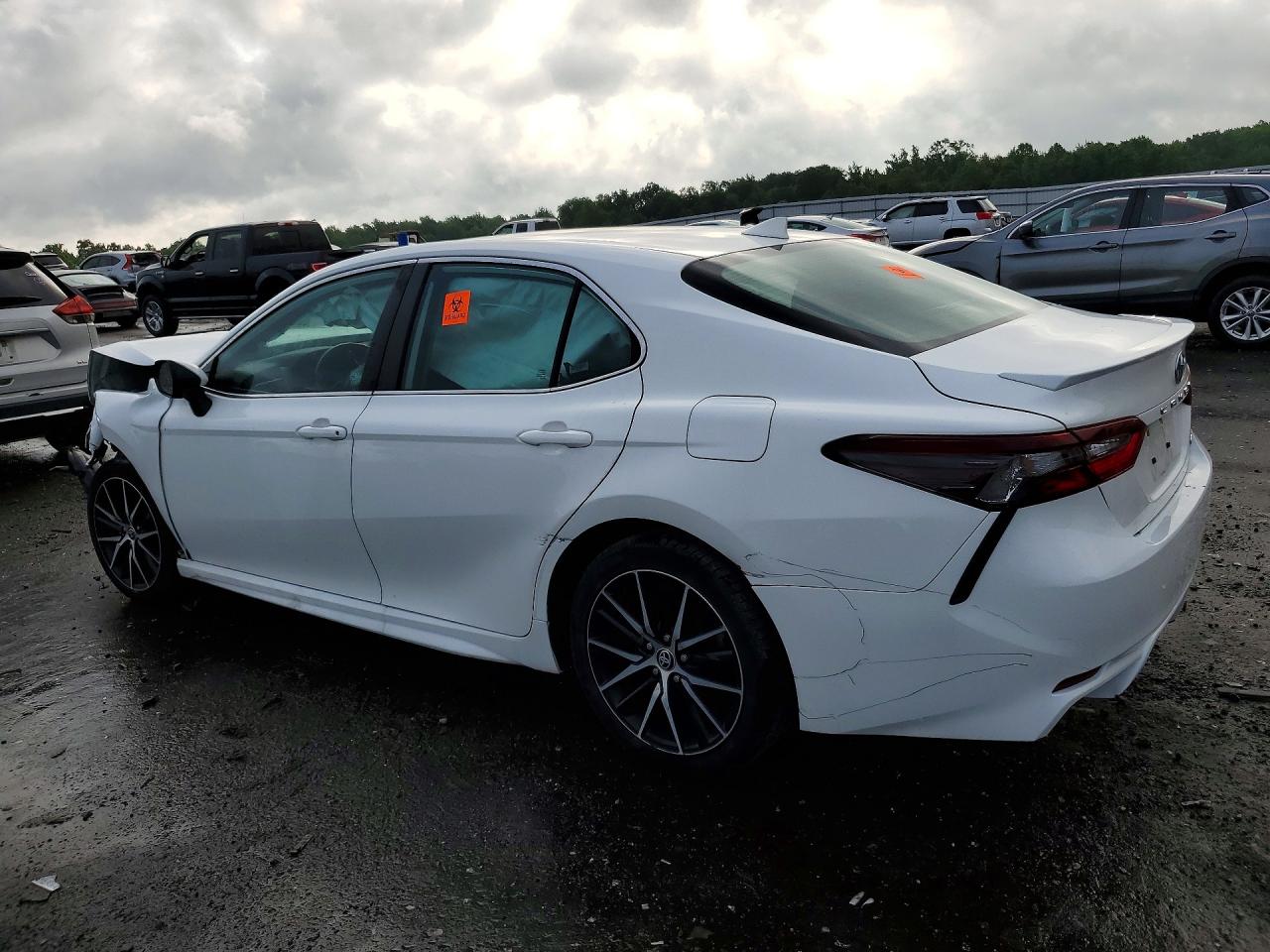 2023 TOYOTA CAMRY SE — снимка 2