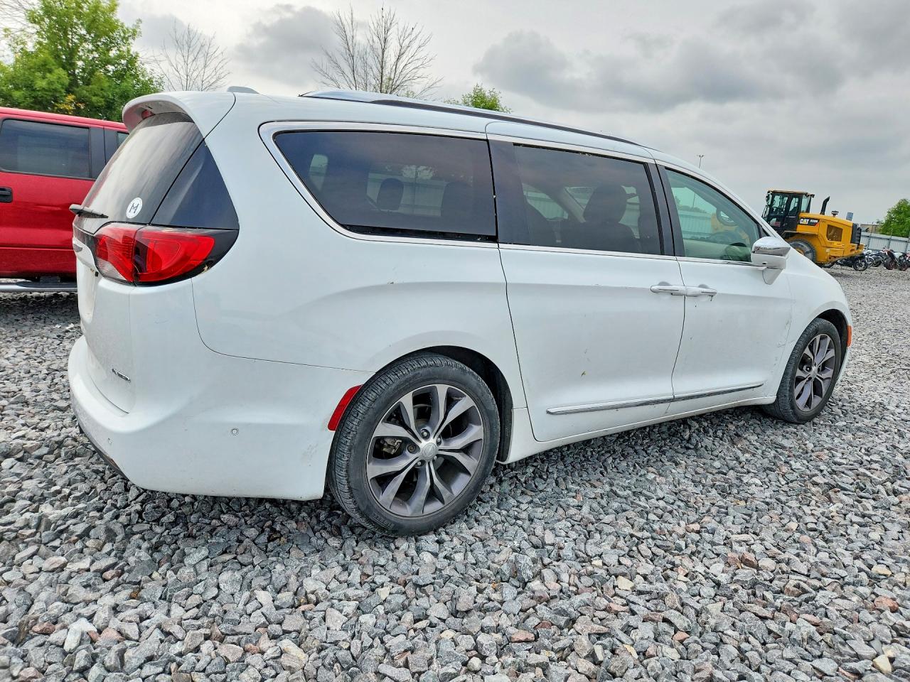 2017 CHRYSLER PACIFICA LIMITED — снимка 3
