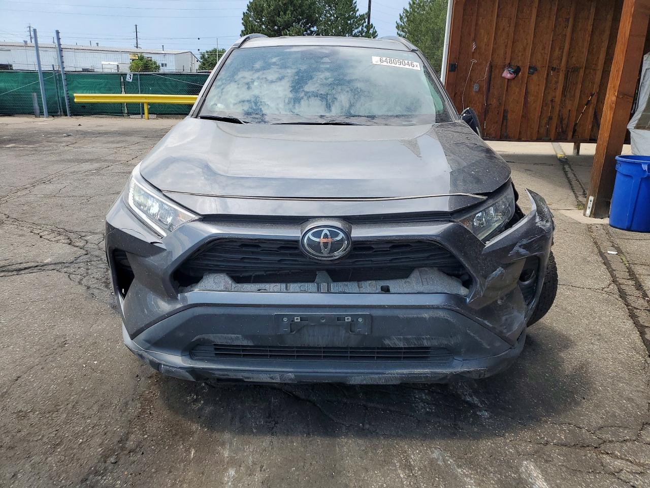 2021 TOYOTA RAV4 XLE PREMIUM — снимка 5